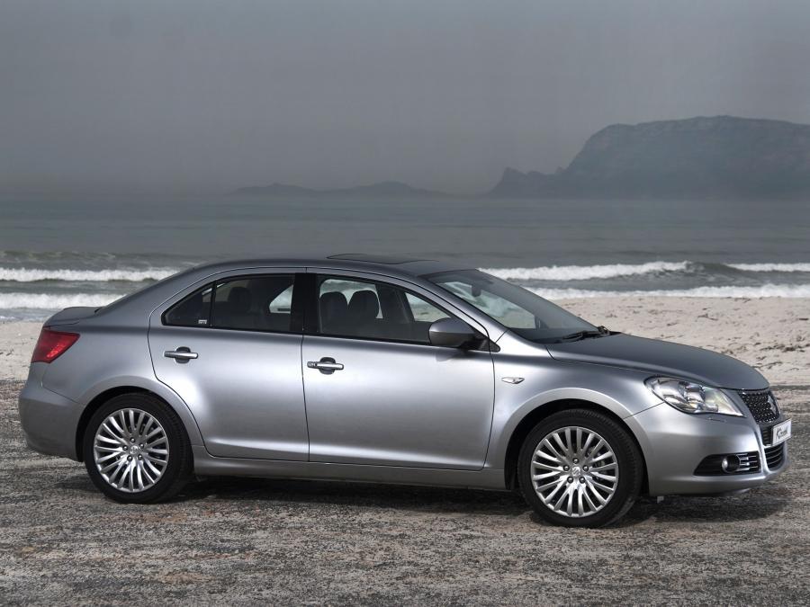  Suzuki Kizashi 2011 года  (ZA) (фото 4 из 30)